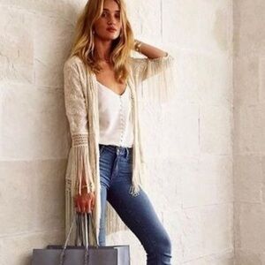 Aritzia Wilfred marquis camisole